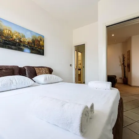 アパート Giupy's House