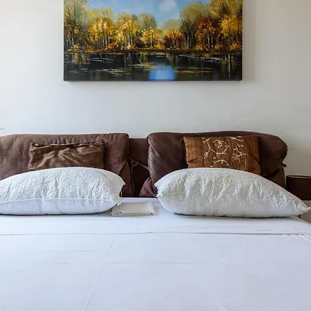 Giupy's House アパート