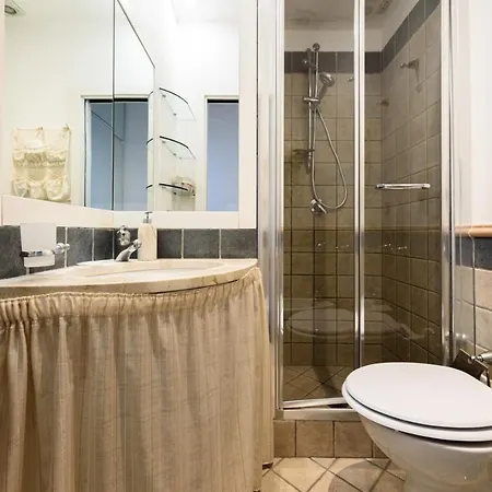 Giupy's House アパート